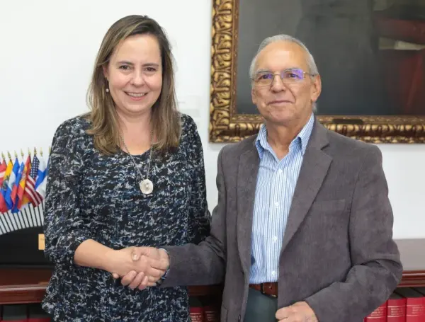 Helga María Rivas y Ricardo Bonilla, ministros de Vivienda y Hacienda.
