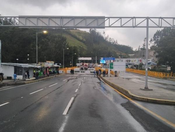 Puente internacional es clave para el tránsito de ambos países.