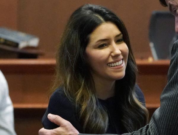 Camille Váquez, de 37 años, es asociada del Grupo de Práctica de Litigios y Arbitraje del bufete de abogados Brown Rudnick.