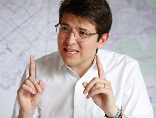 “Ponerles impuesto a las pensiones es inconstitucional”, afirma el senador Miguel Uribe sobre la reforma tributaria. Y añade: “Estoy convencido de que ninguna pensión debe ser gravada”.