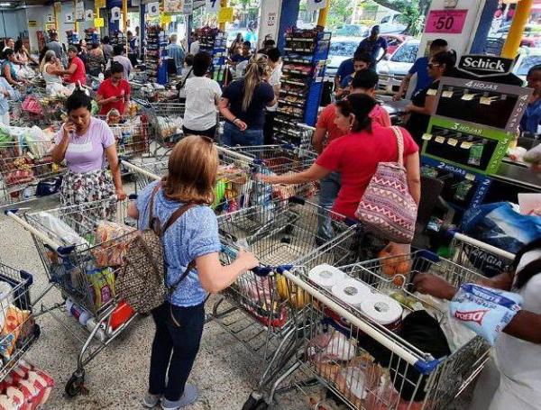 El Banco de la República dijo que el próximo año será un período de menos gasto de los hogares.