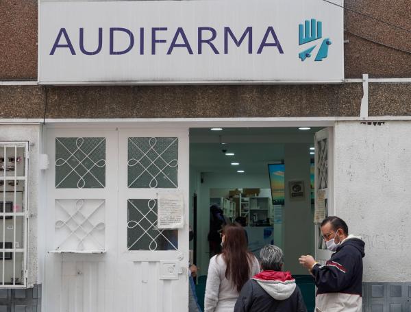 La compañía farmacéutica, Audifarma, informó que fue objeto de un ataque cibernético externo en su infraestructura tecnológica. Por tal motivo, deshabilitaron los servidores físicos y virtuales para proteger la información de la organización y de los usuarios; su página web y app están fuera de servicio. Bogotá 24 de enero del 2023. FOTO MAURICIO MORENO EL TIEMPO CEET