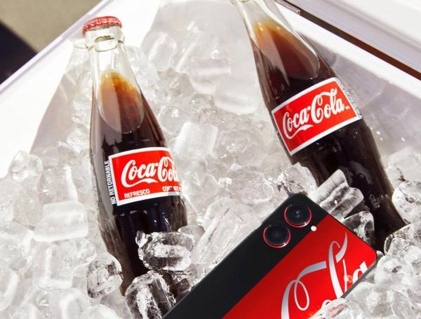 Celular Coca Cola y Realme