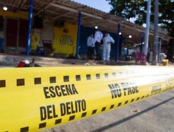La mujer fue asesinada de una puñalada.