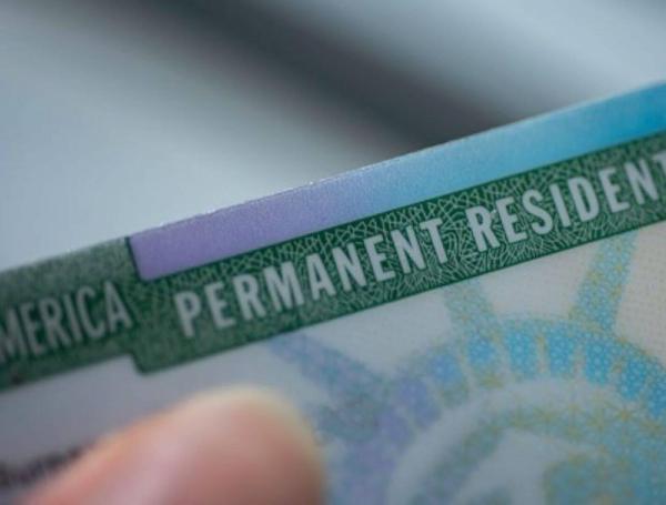 La residencia permanente en Estados Unidos se debe renovar cada 10 años.