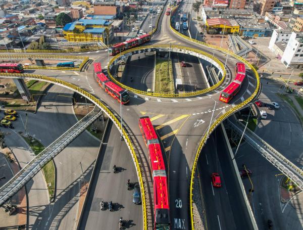Usuarios del sistemas reciben el nuevo año con alzas en  el pasaje que ahora es  $3.100 en el servicio troncal y $3.100 el zonal.. Bogotá 3 de enero del 2023. FOTO @mauriciomorenofoto /MAURICIO MORENO EL TIEMPO CEET