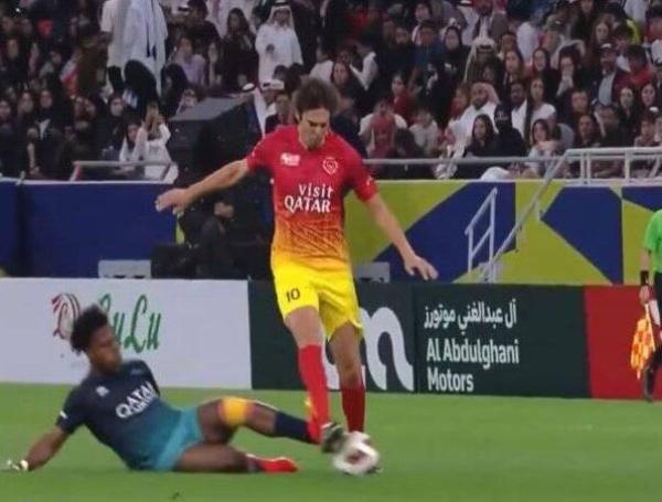 Falta a Kaká.