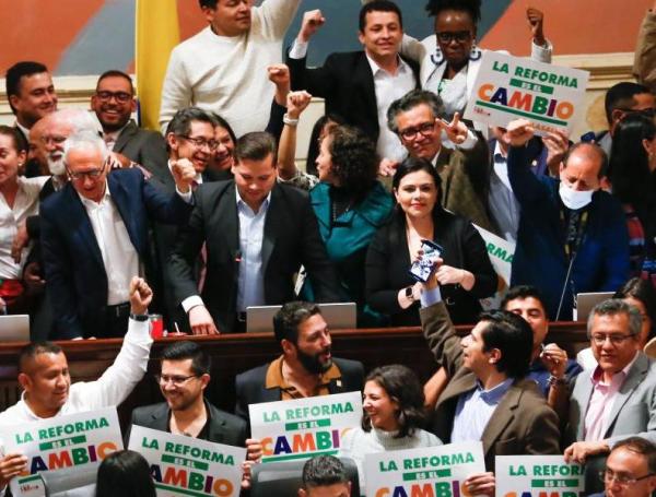 La ponencia oficial es liderada por el senador Wilson Arias, del Pacto Histórico.