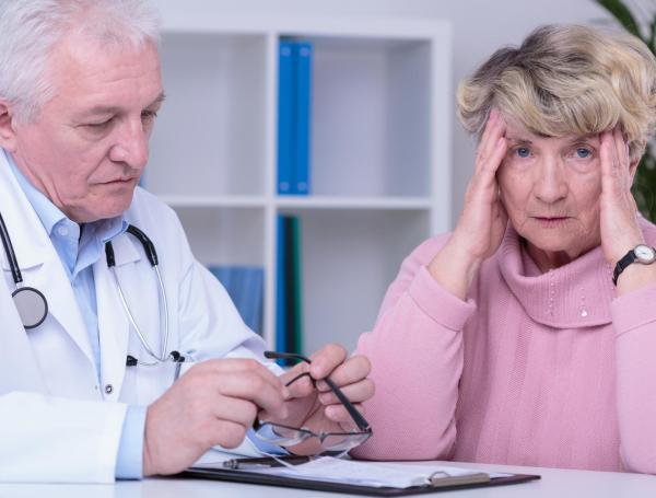 ¿Su doctor lo está ignorando? Estas son las frases que lo delatarían.