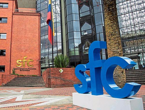 La Superfinanciera también busca una reestructuración interna para mejorar sus tareas de supervisión y sanción.