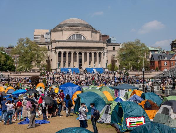 Manifestantes propalestinos en el campus de la Universidad de Columbia.
