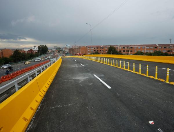 Inicia el funcionamiento del puente de la Primera de Mayo con 68 en ...