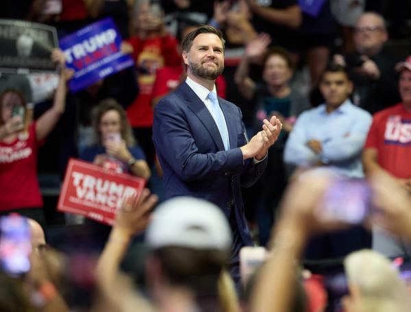 El candidato republicano a la vicepresidencia, Senador JD Vance, en el primer mitin conjunto para el candidato presidencial republicano Donald J. Trump