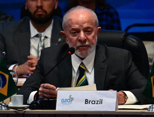 El presidente brasileño, Luiz Inácio Lula da Silva, habla durante el prelanzamiento de la Alianza Global contra el Hambre y la Pobreza, en el marco de la Reunión Ministerial del G20 en Río de Janeiro.
