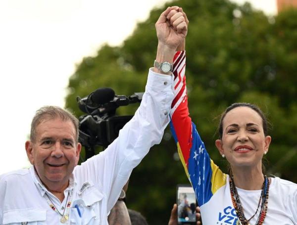 La campaña fue por el candidato Edmundo González, pero a hombros de María Corina Machado. 