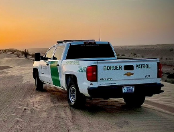 La CBP advirtió a los migrantes por las altas temperaturas del verano.