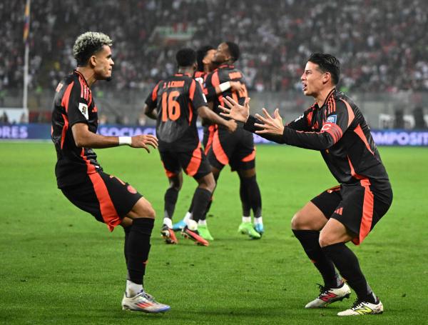 Díaz y James, en el empate en Lima.