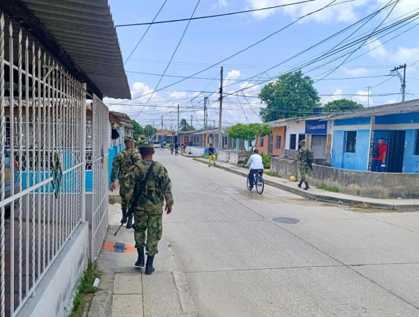 Patrullas del Ejercito hacen presencia en el municipio de Malambo.