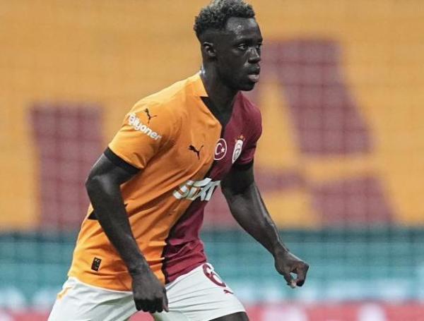 Davinson Sánchez, defensor de Galatasaray.