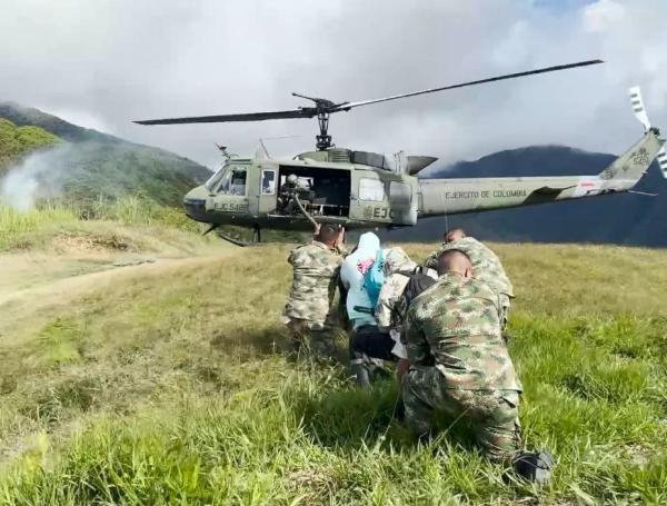 Tres jóvenes que habían sido reclutados en zona rural de Argelia, Cauca, fueron rescatados por el Ejército en marzo de este año.