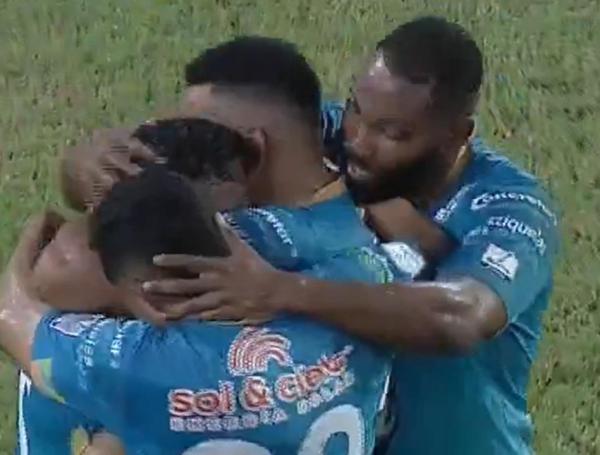 Jaguares salió de la zona de descenso tras vencer a Boyacá Chicó.