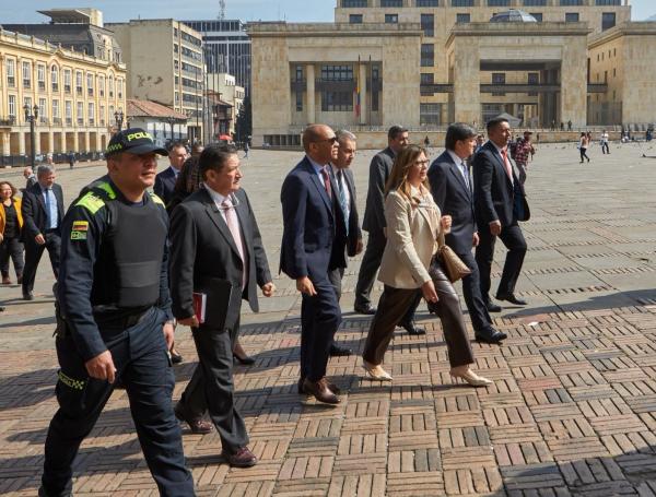 El presidente de la Corte Suprema de Justicia, Gerson Chaverra, y la fiscal Luz Adriana Camargo