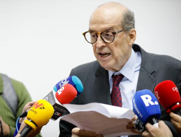 Álvaro Leyva, excanciller.
