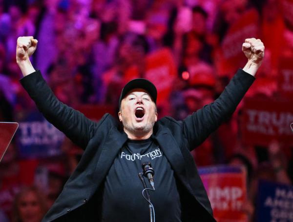 Elon Musk durante un mitin de Donald Trump en el Madison Square Garden de Nueva York.