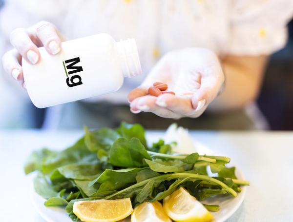 Este mineral esta en algunos alimentos.