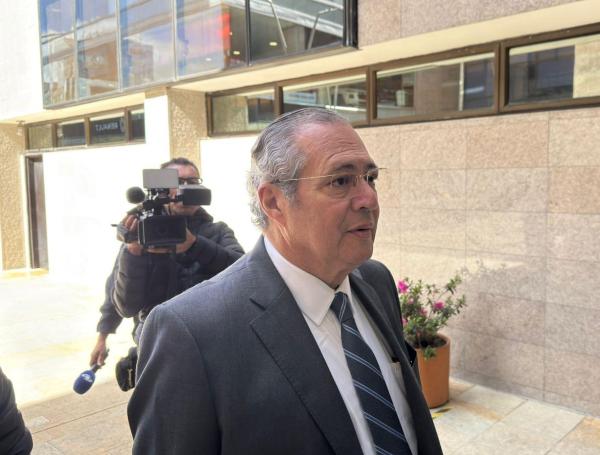 Senador Iván Name, a indagatoria por corrupción en la UNGRD.