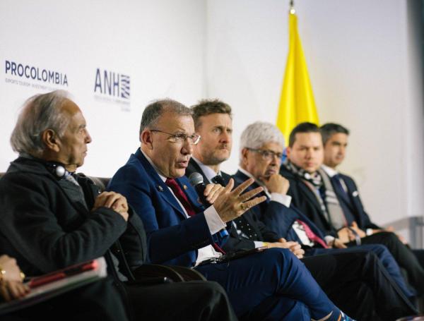 Roy Barreras, embajador de Colombia en Londres.