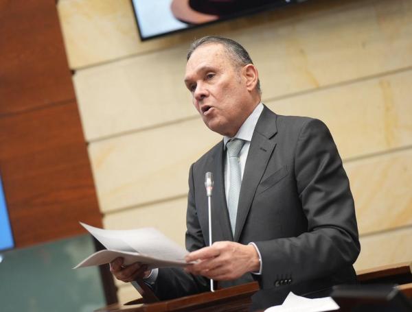 Efraín Cepeda, presidente del Senado
