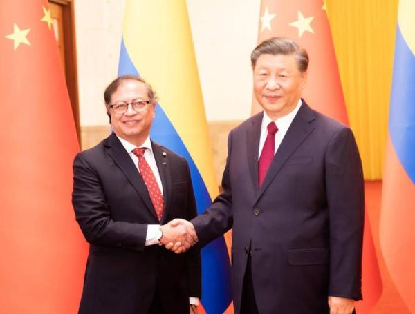Encuentro entre los presidentes Gustavo Petro y Xi Jinping en Pekín, octubre de 2023