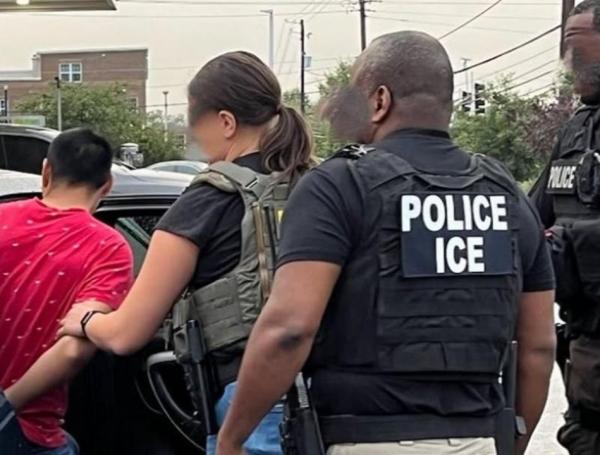 agentes ICE