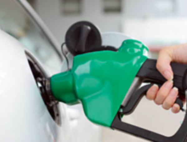 Segundo mes del año, segundo aumento de los combustibles. El galón de gasolina en promedio subió 95 pesos.