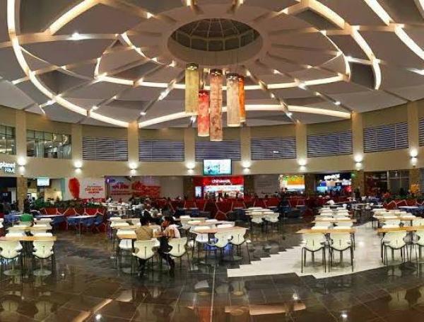 Así era el lugar del centro comercial en el que se desplomó el techo