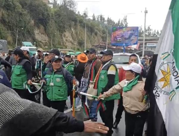 Bloqueo en la frontera entre Colombia y Ecuador.