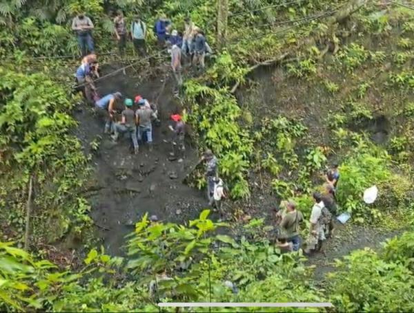 Personas ingresan de manera ilegal a mina de esmeraldas en Boyacá.