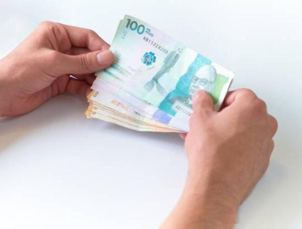 Dinero Colombiano