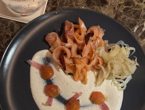 Foto del salmón curado.