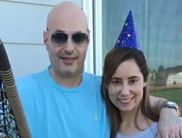 Exejecutivo de Bloomberg fue hallado muerto junto con su esposa e hija dentro de su casa en Carolina del Sur