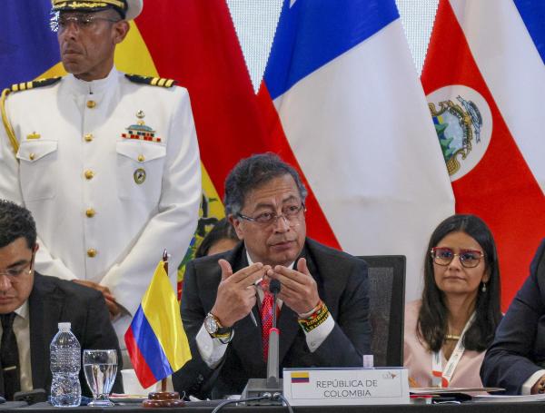 El presidente Gustavo Petro en la cumbre de la Celac.