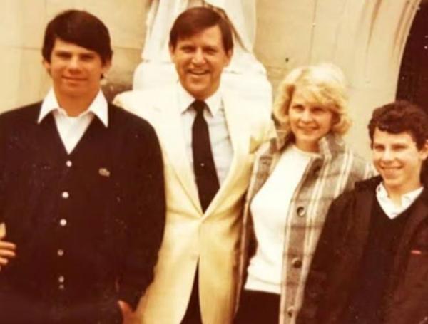 La familia Menéndez.