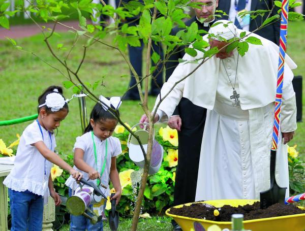 El 8 de septiembre de 2017 fue la llegada del papa Francisco a Villavicencio, Meta, en el papamovil.