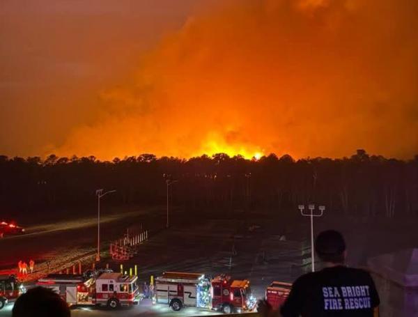 Así se ve el incendio en Nueva Jersey