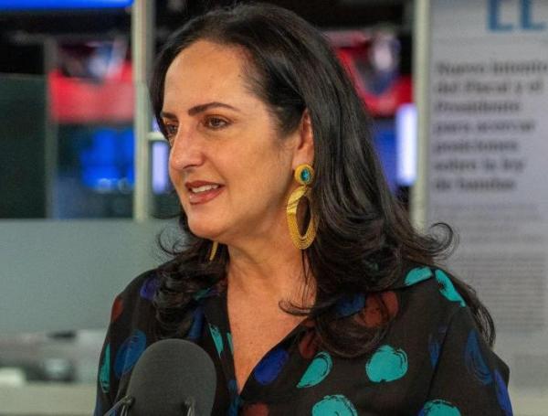 Cabal, del Centro Democrático dice que Petro hace contratos millonarios con la minga indígena