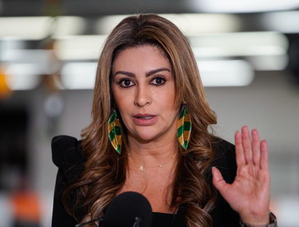 Adriana Magali Matiz Vargas es la primera mujer gobernadora del Tolima; antes fue representante a la Cámara del Partido Conservador.