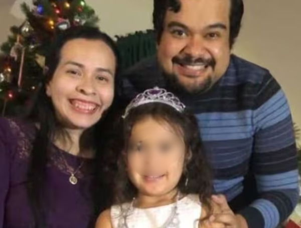 Su entrada a Estados Unidos fue posible gracias al parole humanitario.