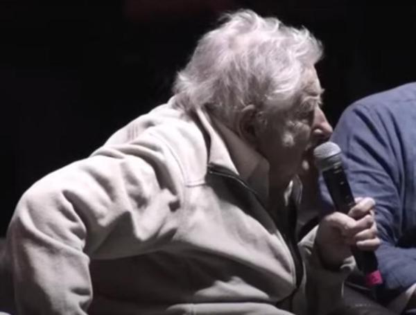 Última aparición de pepe mujica
