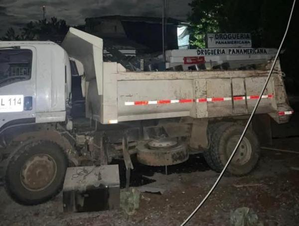 Volqueta bomba en Cauca.